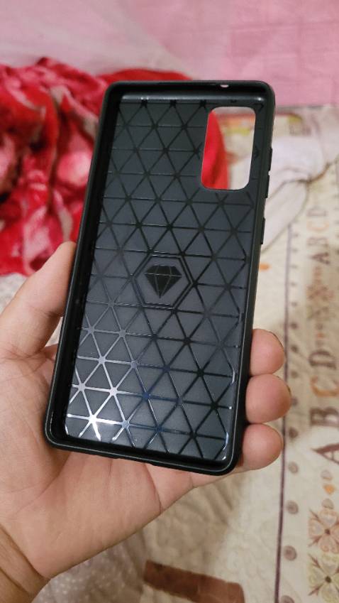 Sản phẩm dùng được, nhưng không giống hình ảnh được 95%, 4 góc ko giống.