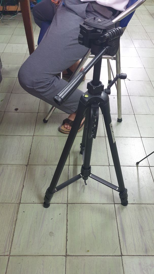 Sách có nội dung hay, màu đẹp. Bé nhà mình 3 tuổi rất thích. Bé học thêm về tình cảm gia đình