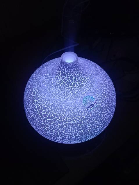 Xài trong phòng điều hoà nhỏ rất okla, sương phun đều khá nhiều,kết nhất là quả đèn nhìn đúng xịn luôn ,nếu được thì kiếm chai tinh dầu mùi deep ocean khá thoải mái (hên xui kk) 10 sao cho shop