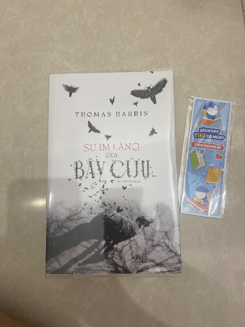 Sách hơi bẩn ma thoy cung dc, dc bọc vs có quà đi kèm lúc sale Sách hơi bẩn ma thoy cung dc, dc bọc vs có quà đi kèm lúc sale