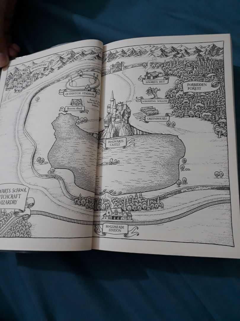rất tuyệt vời. ship nhanh. chất lượng sách tốt. thơm mùi gỗ. trọng lượng nhẹ.  bọc chắc chắn. tóm lại là nên mua ạ.