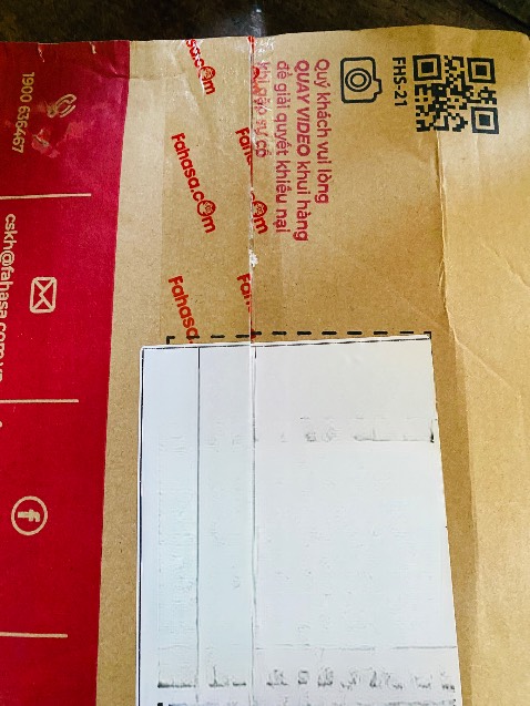 Gói hàng siêu nhanh siêu cấp luôn, đúng với slogan của tiki giao nhanh hàng tốt. Mới đặt trưa nay mà trưa ngày mai có luôn rồi. 1000đ cho còn được. Nhà sách fahasa bọc sách kĩ gói sách kĩ. Nói chung rất rất uy tín. Cực kỳ hài lòng khi mua sách ủng hộ trên tiki nha.