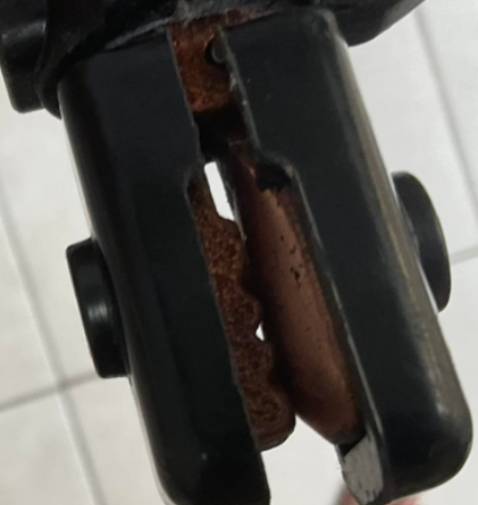 Sản phẩm mở thùng đúng là đa số mới nhưng cái đầu hàn là quan trọng nhất thì lại tráo đồ cũ đã qua sử dụng. Cũ rồi không nói nhưng tệ nữa là bị lỗi, khi kẹp lại thì đầu hàn bị lệch. Mong được đổi lại SP hoàn chỉnh hoặc ít nhất cái đầu hàn mới.