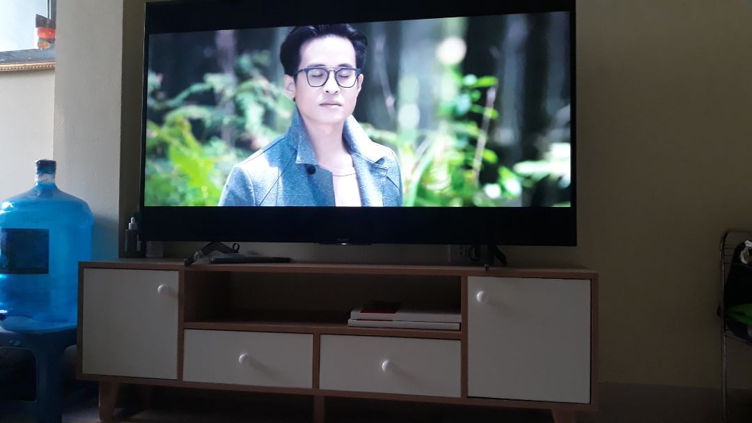 kệ khá xịn xò nhé, có sách hướng dẫn lắp nhưng  cũng hơi khó lắp ráp và kích thước hơi nhỏ. giao hàng trễ mấy ngày do lấy hàng ko thành công. kệ khá xịn xò nhé, có sách hướng dẫn lắp nhưng  cũng hơi khó lắp ráp và kích thước hơi nhỏ. giao hàng trễ mấy ngày do lấy hàng ko thành công.