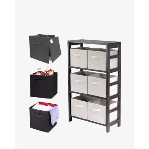 Hàng như mô tả nha mn. Thấy đáng tiền bỏ ra, hộp khá chắc và đẹp.
Hộp kích thước 28cm-30cm nên cũng vừa xinh - chứ không quá to lắm đâu . Để tất hoặc đồ lót hoặc áo mỏng cũng ok ạ! Màu xám và không có nắp. giá rẻ vậy cũng ok ạ. cả nhà nên mua nhé