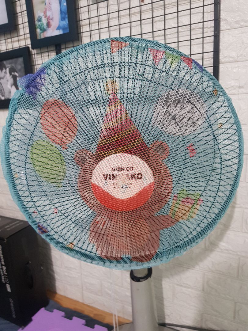 bằng lưới đẹp. có in họa tiết rất dễ thương. lỗ to nhưng to xíu nữa thì tuyệt hơn