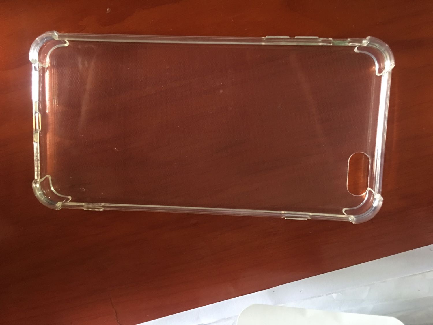 Sản phẩm dày dặn, đẹp. Ko thấy phát sáng khi gọi tới dù trong mô ta có