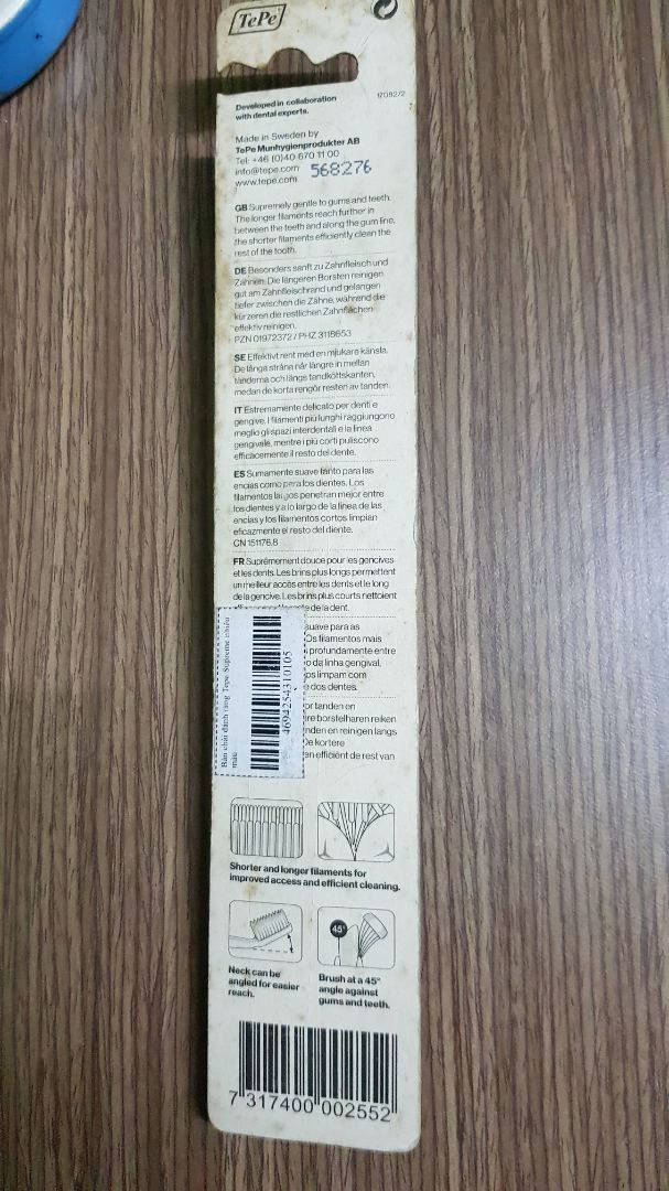 1 SAO  VÌ CHẤT LƯỢNG QUÁ TỆ 👎
Giá bàn chải không hề rẻ và đây là bàn chải khách hàng nhận được. Vỏ hộp vô cùng dơ và cũ kỹ, có vẻ như hàng tồn rất lâu rồi. Tôi không thể nào diễn tả hết sự thất vọng khi mở hàng ra, hàng cũ và dơ như vầy vẫn bán cho khách được, TIKi xem thường khách hàng đến vậy sao !!! CÁC BẠN NÊN SUY NGHĨ KỸ KHI MUA HÀNG Ở ĐÂY, QUÁ THẤT VỌNG!!!