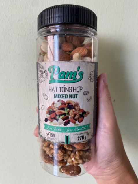 Sản phẩm được đóng gói khá kỹ, có đủ hàng tặng kèm, tất cả đều có date xa. Chất lượng khá tốt, nhưng chưa đánh giá được để lâu có lên dầu hay không.