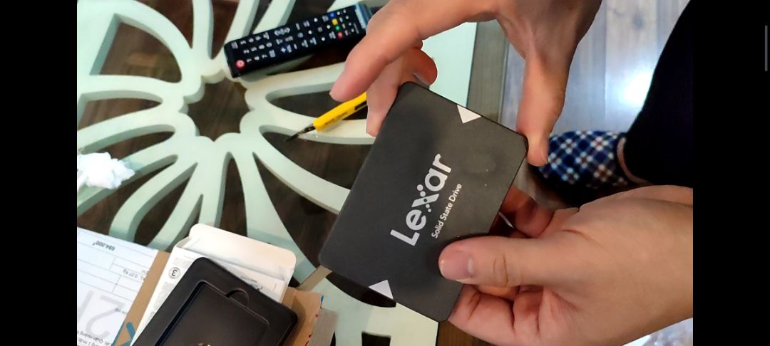 giao nhanh đúng hôm chủ nhật mưa gió
gửi đúng mẫu mã có tem mai hoàng
seal bị rạch vì tem bảo hành
nhân viên thân thiện
đang dùng thử xem tốc độ v độ bên có theo thời gian khồn