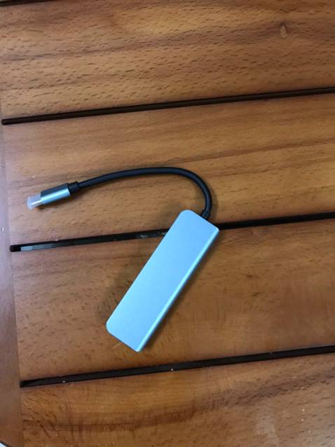 + Kết nối ổn định, tốc độ truyền dữ liệu nhanh.
+ Thiết kế đẹp, chắc chắn, nhỏ gọn và tiện lợi.
+ Với 4 cổng usb thật hữu ích vì cắm được nhiều thiết bị cùng lúc
+ Thời gian giao hàng siêu nhanh, đóng gói cẩn thận.
+ Nhân viên giao hàng thân thiện, shop tư vấn nhiệt tình.
+ Giá cả thì quá hợp lý luôn, sẽ ủng hộ shop tiếp.