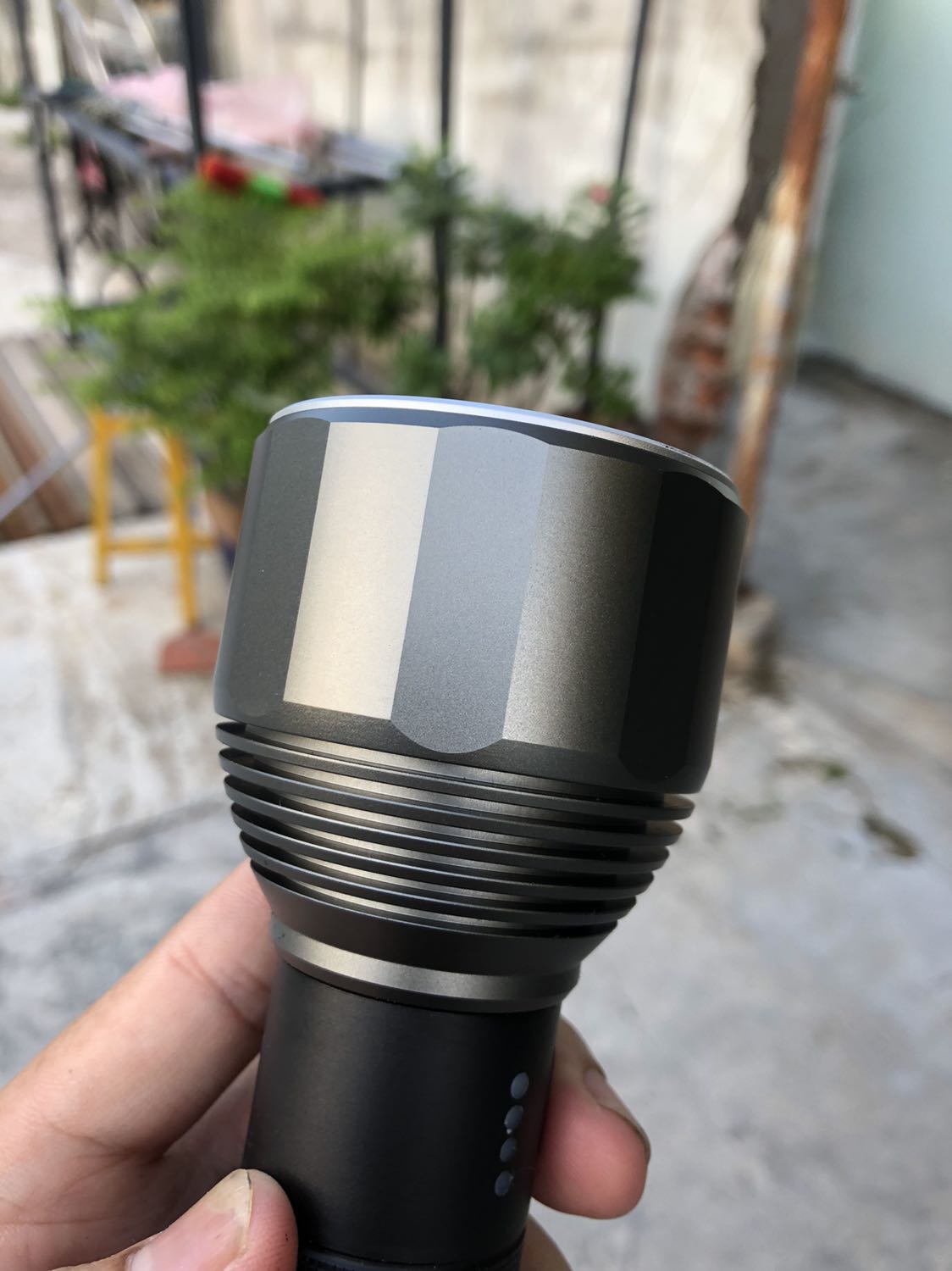 Hàng chât that su. Ae nen mua nha