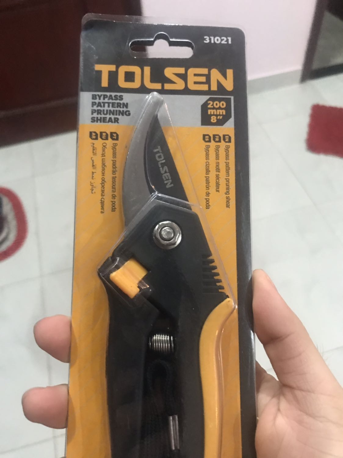 Cắt nuột, nặng cầm chắc tay, Tks shop 1211111111!,!!;& còn đủ ký tự nữa