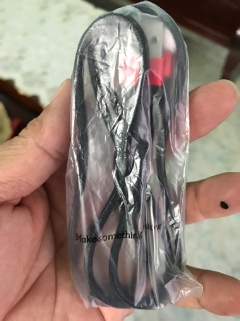 Shop giao hàng chuẩn,nv tiki vui vẻ lịch sự,vote 5*