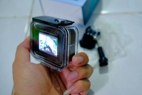 Giao hàng nhanh, chất lượng ổn, giá ổn, hàng noname nên khoá hay ron cũng được, lặn cạn cạn chắc không sao!