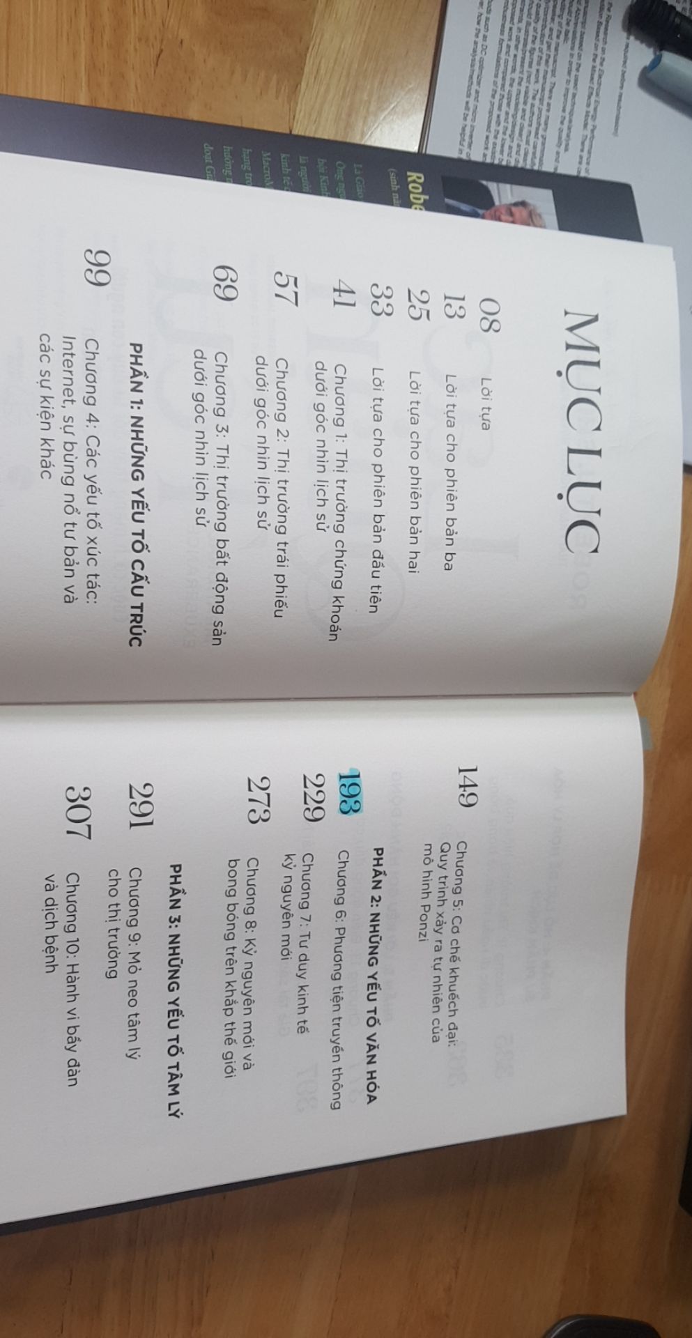 Giao hàng siêu nhanh, sách cực kì hay cho người tìm hiểu về hiện tượng bong bóng