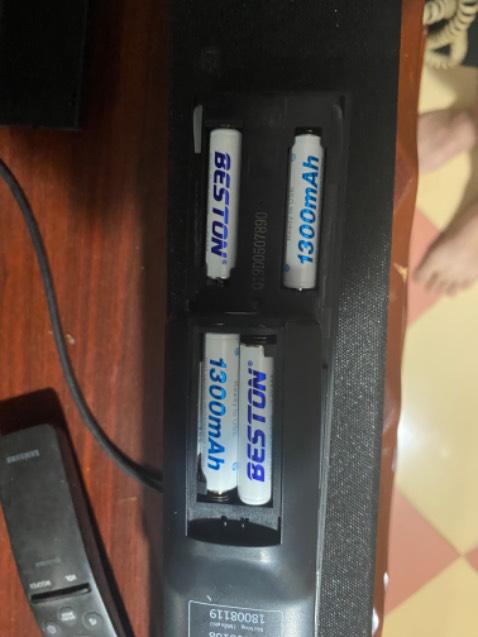 Dùng pin điều khiển dùng ok.