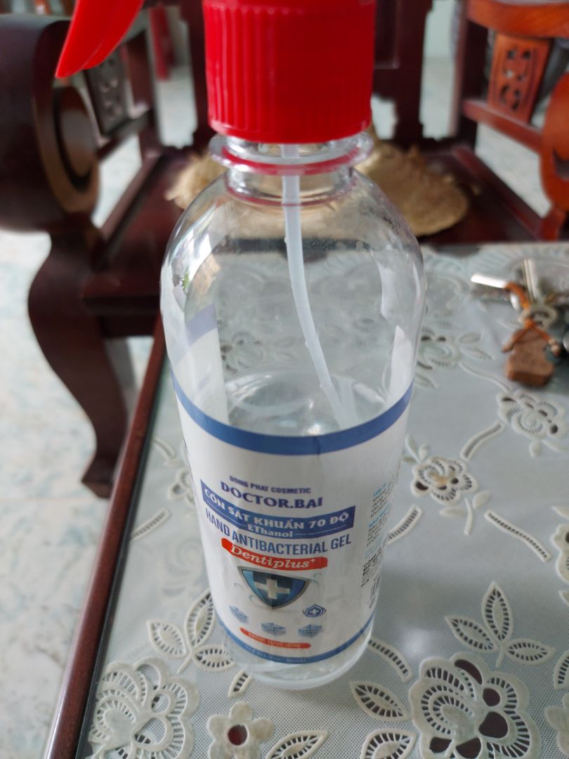 tiki luôn giao hàng sớm hơn dự kiến,nhân viên giao hàng lịch sự,...hàng đúng như hình quảng cáo,ở ngoài còn đẹp hơn trong hình,chất lượng thì từ từ mới biết,..voice cho shop 5* luôn.