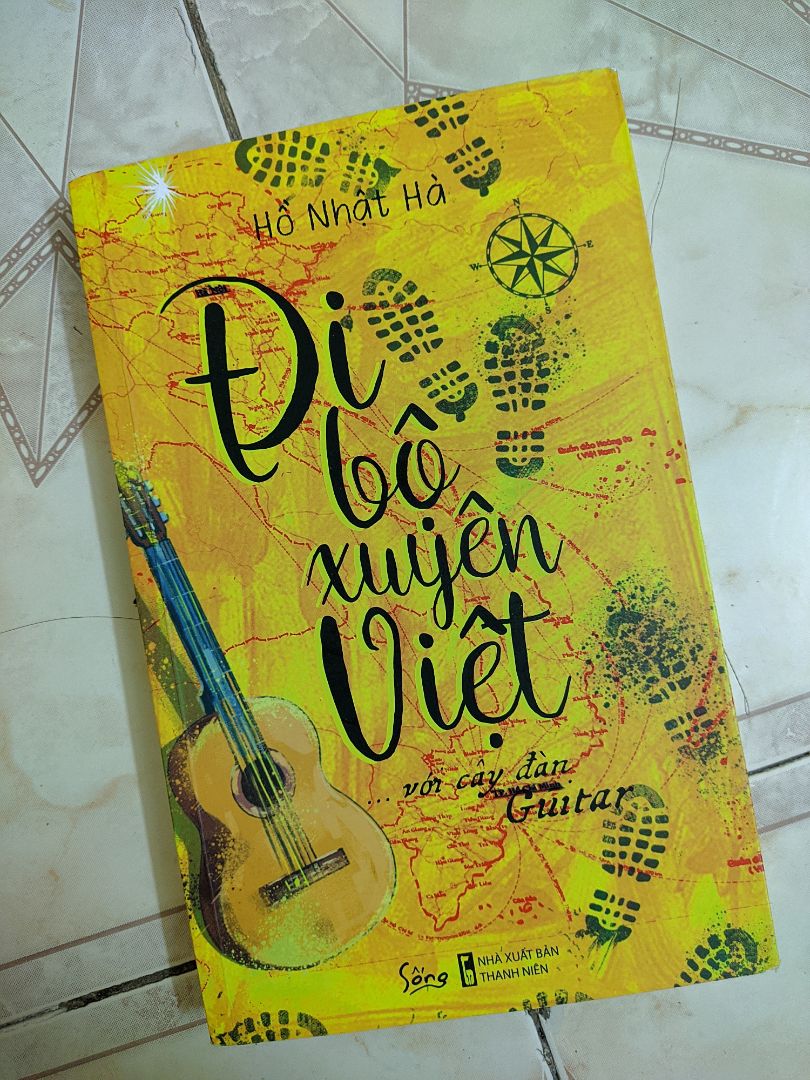 Bìa đẹp, tên hay, chất giấy ổn, nhưng nội dung thì...hơi ít sự kiện, cứ bình bình đâm ra hơi chán, đại khái là đến chỗ mới và tìm chỗ ngủ, không nhiều trải nghiệm.