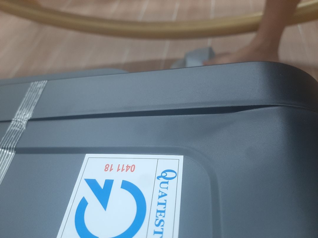 lò nướng bị móp mặc dù đóng gói khá kỹ