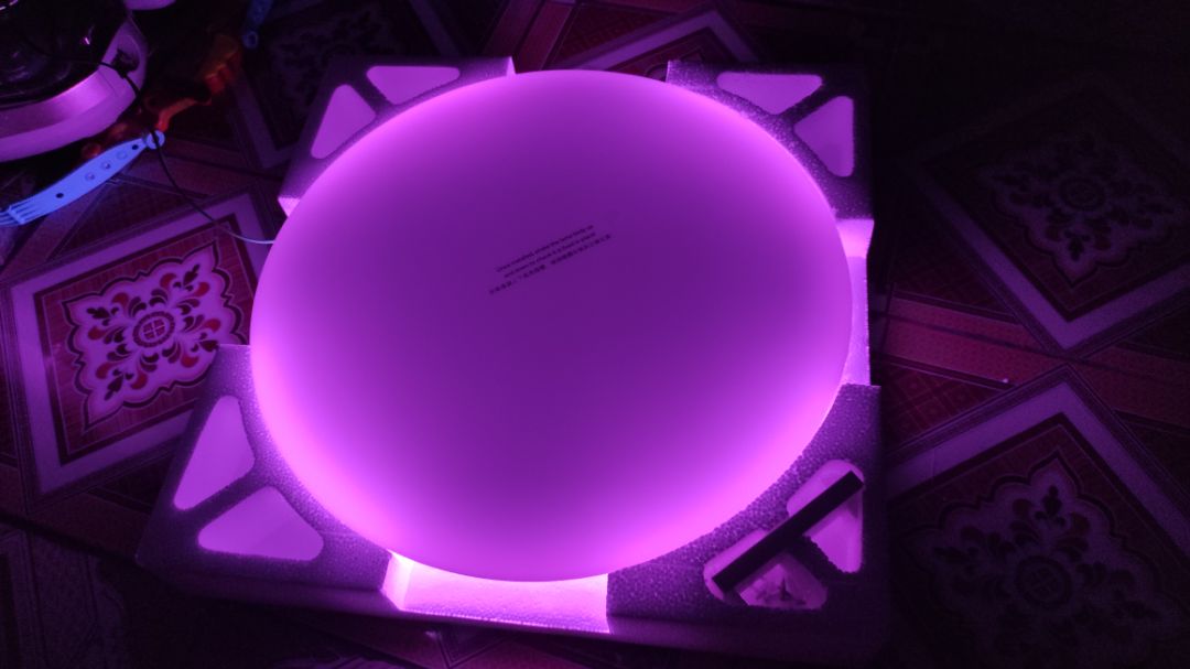 hài lòng nhà bán hàng, hài lòng vận chuyển.
nhưng đèn có quang thông thấp.
không đủ độ sáng
chủ yếu là dùng trang trí