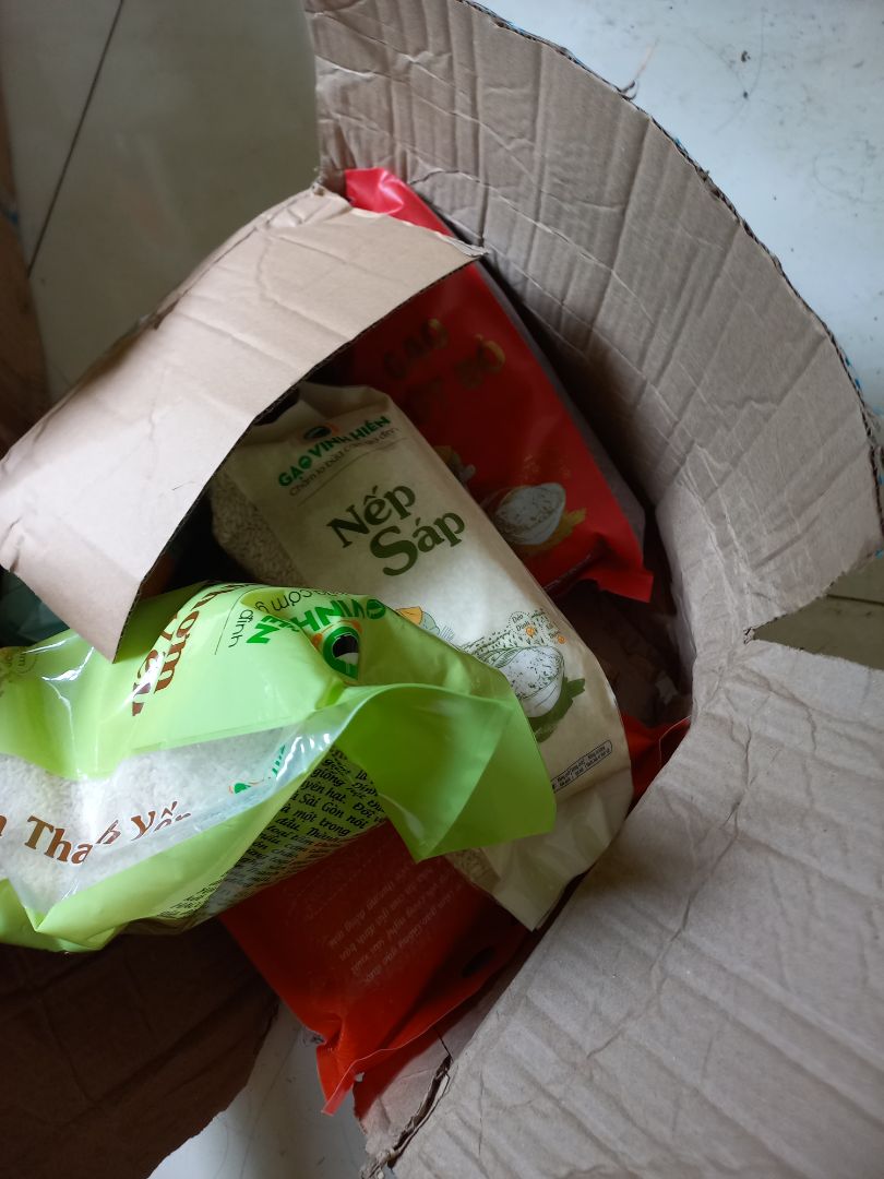 gạo ngon, giá tốt, shop giao hàng nhanh chóng , đúng và đủ sản phẩm, cảm ơn shop ạ!