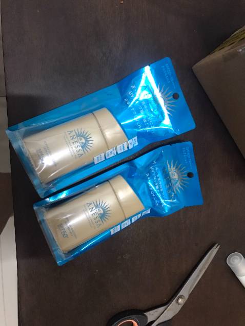 Hàng như mẫu
đóng gói chắc chắn (có tem nhãn hàng dễ vỡ & bọc bao mút bóng)
giao hàng đúng hạn
và giá rẻ hơn những chỗ khác mình từng mua (đặc biệt là mua combo 2 còn rẻ hơn)