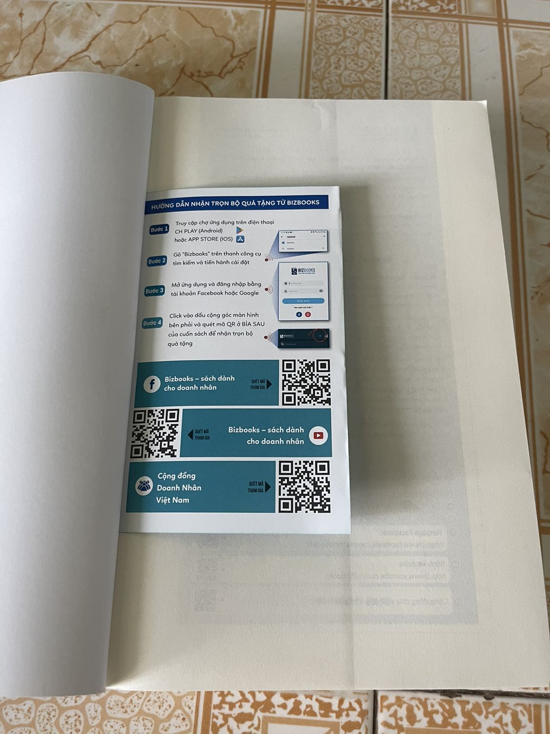 Sách hay. Đóng gói cẩn thận. Giao hàng đúng hẹn. Sách hiếm nên chiết khấu không cao.