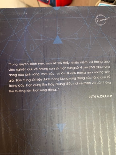 Sách Của Thái Hà Thì Luôn Đẹp Mắt Và Chỉn Chu. Nên Lựa Chọn Để Đọc. Sách In Đẹp Và Sang Trọng. Rất Hay Và Ý Nghĩa Cho Anh Em Chọn Vào Con Đường Thần Số Học.