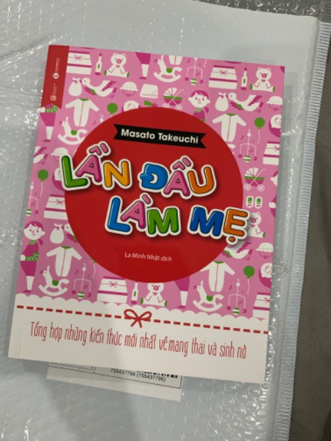Quá là ấn tượng với giao hàng 2h của Tiki luôn. Đặt hàng hơn 1 tiếng đã có sách cầm trên tay rồi. Xin cảm ơn ạ