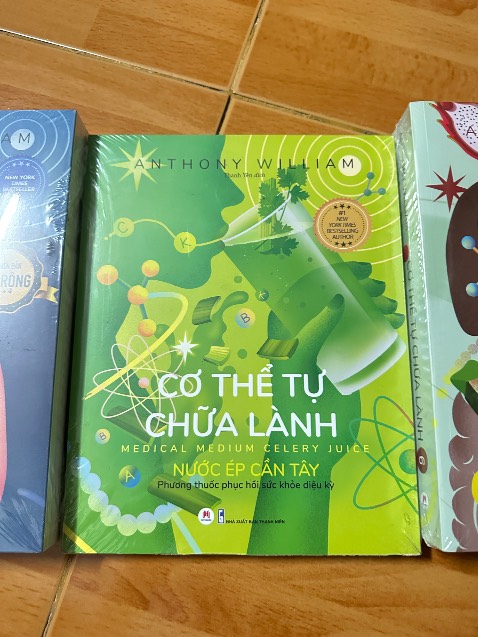 Mình mua để sưu tầm đủ bộ 8 cuốn, còn nguyên seal, đóng gói chỉnh chu - đẹp - mới