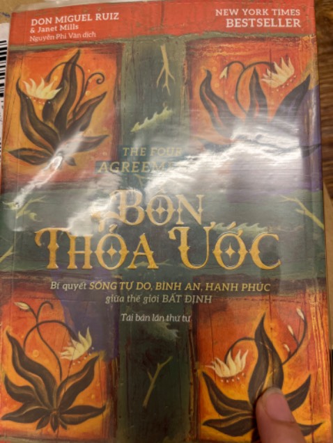 Tiki now giao siêu nhanh, mình nhận sách chưa đến 2h. Sách hay, nội dung hữu ích, mình nghĩ nó sẽ là cuốn sách chữa lành cho tất cả mọi người. Mng nên đọc nha 😘
