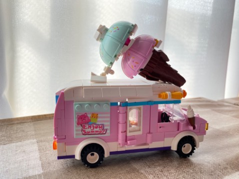 Sản phẩm rất dễ thương, màu sắc đẹp. Gửi hình bé nhà vừa ráp xong 🥰