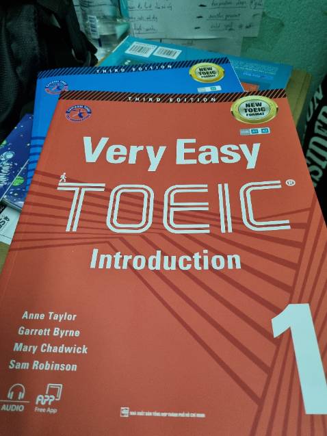 Mình mua sách nhưng lại không có serial number của cuốn very easy toeic 1