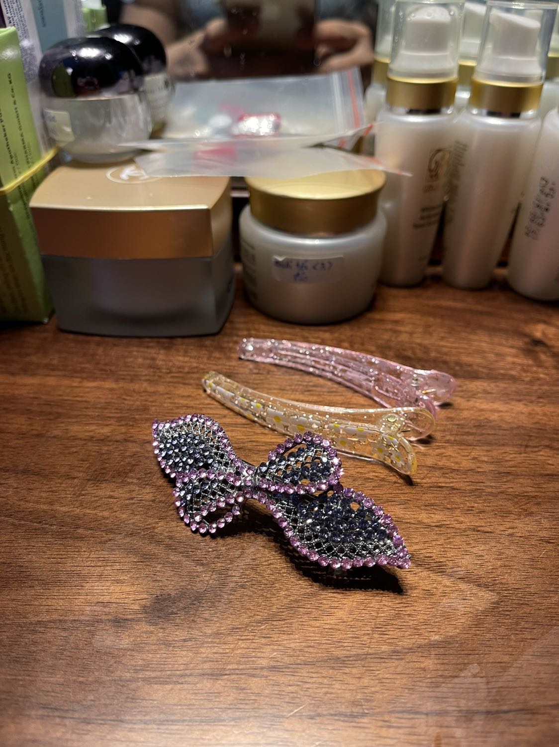 Kẹp tóc đẹp, chắc chắn lắm