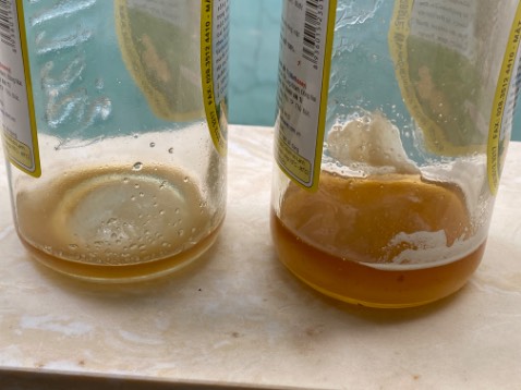 Mở thì có ga nên khá tin tưởng là mật ong thật. Nhưng uống hết thì bị đóng đường. 
Không biết đường nào mà lần. 
Hay mua của hãng này ở chùa Phổ Quang nên yên tâm phần nào. 
Niềm tin là chính.