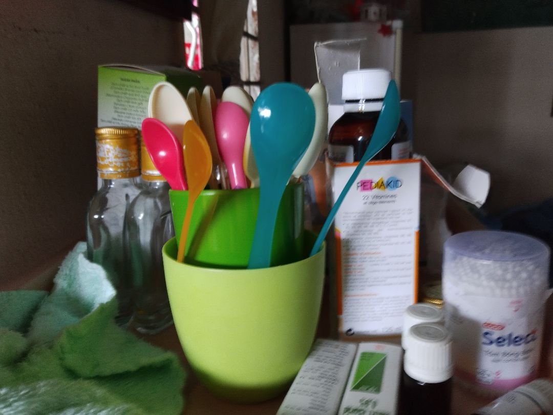 muỗng có độ cong hợp lý, màu sắc trẻ trung,giao hàng như hình,nvgh lịch sự, cho tất cả 5 sao