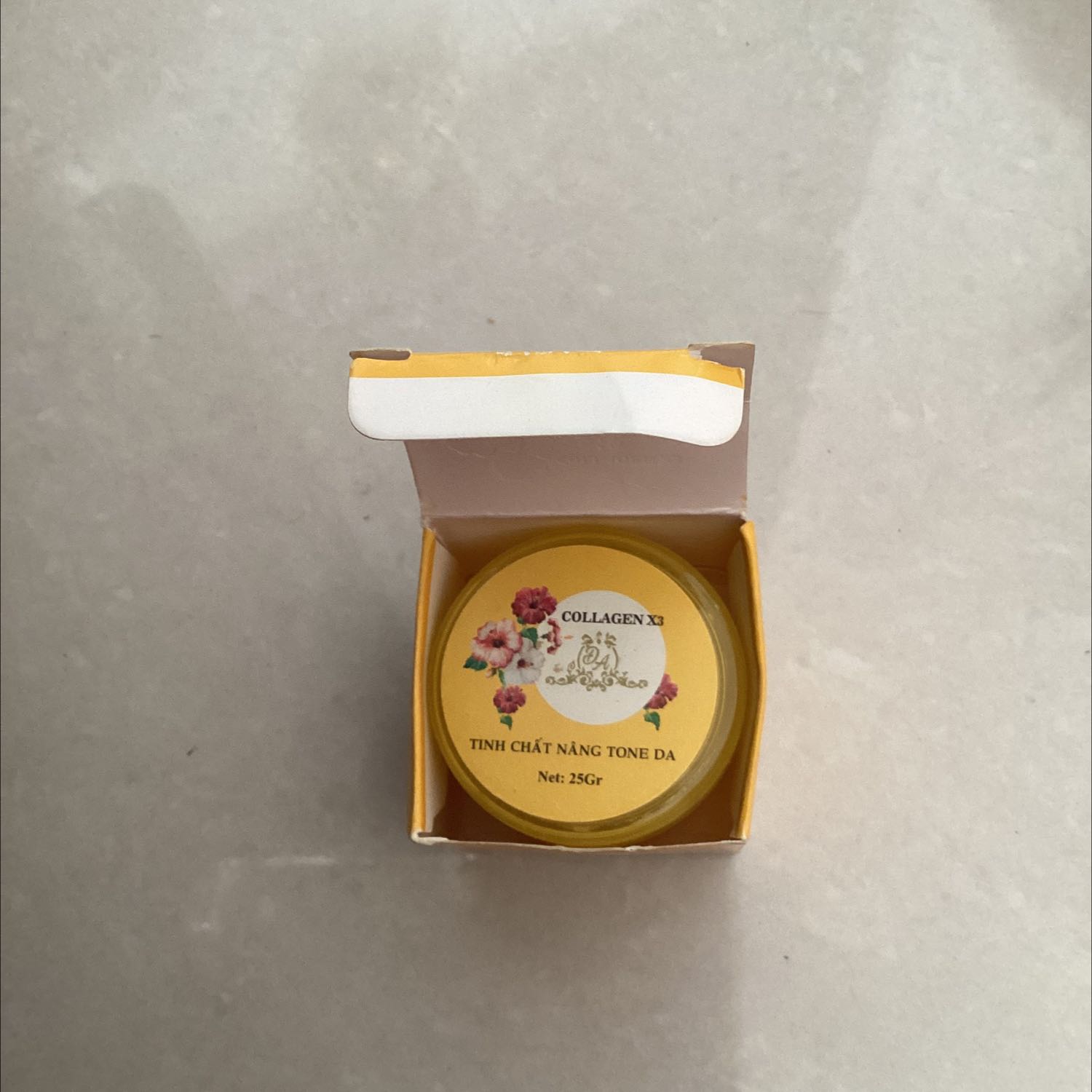 Có trắng, đóng gói cẩn thận