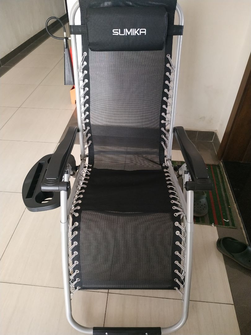 Ghế tốt.Hàng giao nhanh.Ghế mới,ko có dấu hiệu trầy xước or đánh tráo. Đánh giá 4 sao do giá cả tương xứng với chất lượng chứ chưa cái nào vượt trội hơn cái kia