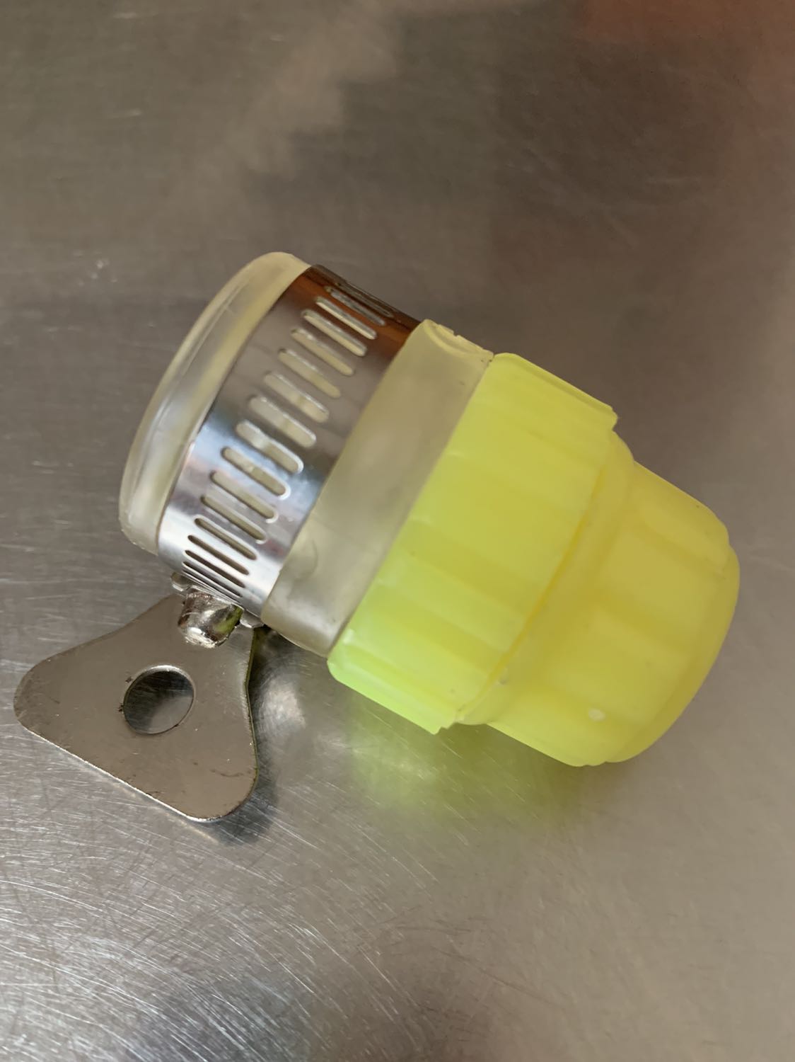 - Sản phẩm tiện dụng
- Giao hàng nhanh
Tuy nhiên:
- Shop nên bổ sung lựa chọn đường kính ống nước để Khách hàng lựa chọn đúng nhu cầu.