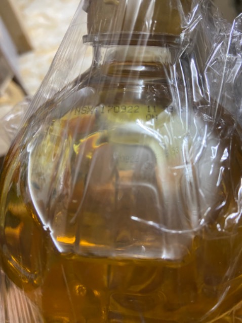 1 ĐƠN HÀNG THỰC SỰ TUYỆT VỜI: Nhân viên vận chuyển cực kỳ lịch sự, chuyên nghiệp và tuyệt vời. Giao hàng nhanh chóng cẩn thận. Thùng hàng nguyên vẹn như mới, bên trong chèn lót rất kỹ lưỡng. Rất mong TIKI BỌC HÀNG & GIAO HÀNG  SÁCH TRUYỆN CŨNG GIỮ GÌN ĐẸP ĐẼ CẨN THẬN NHƯ THẾ NÀY.