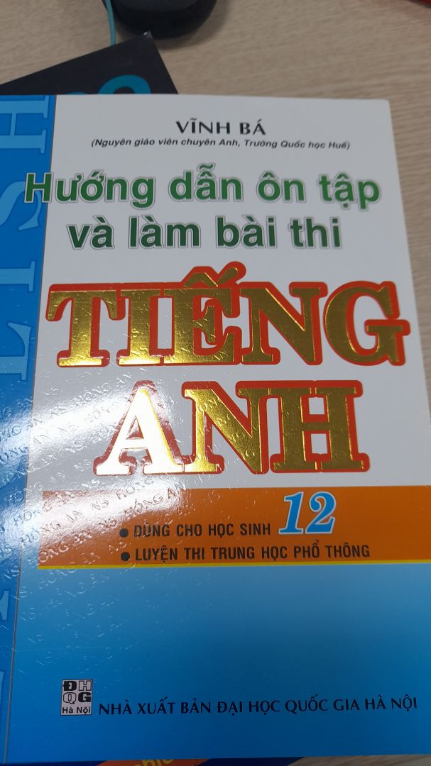 Nội dung sách hay, dễ hiểu.
Sách dày đáng tiền.
Mực in đậm, bố cục và chữ rõ ràng.
Giao hàng nhanh chóng.