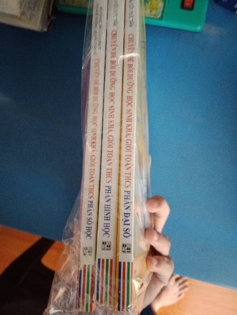 Nội đứng ổn, sachs về hơi bẩn nhẹ ở bìa