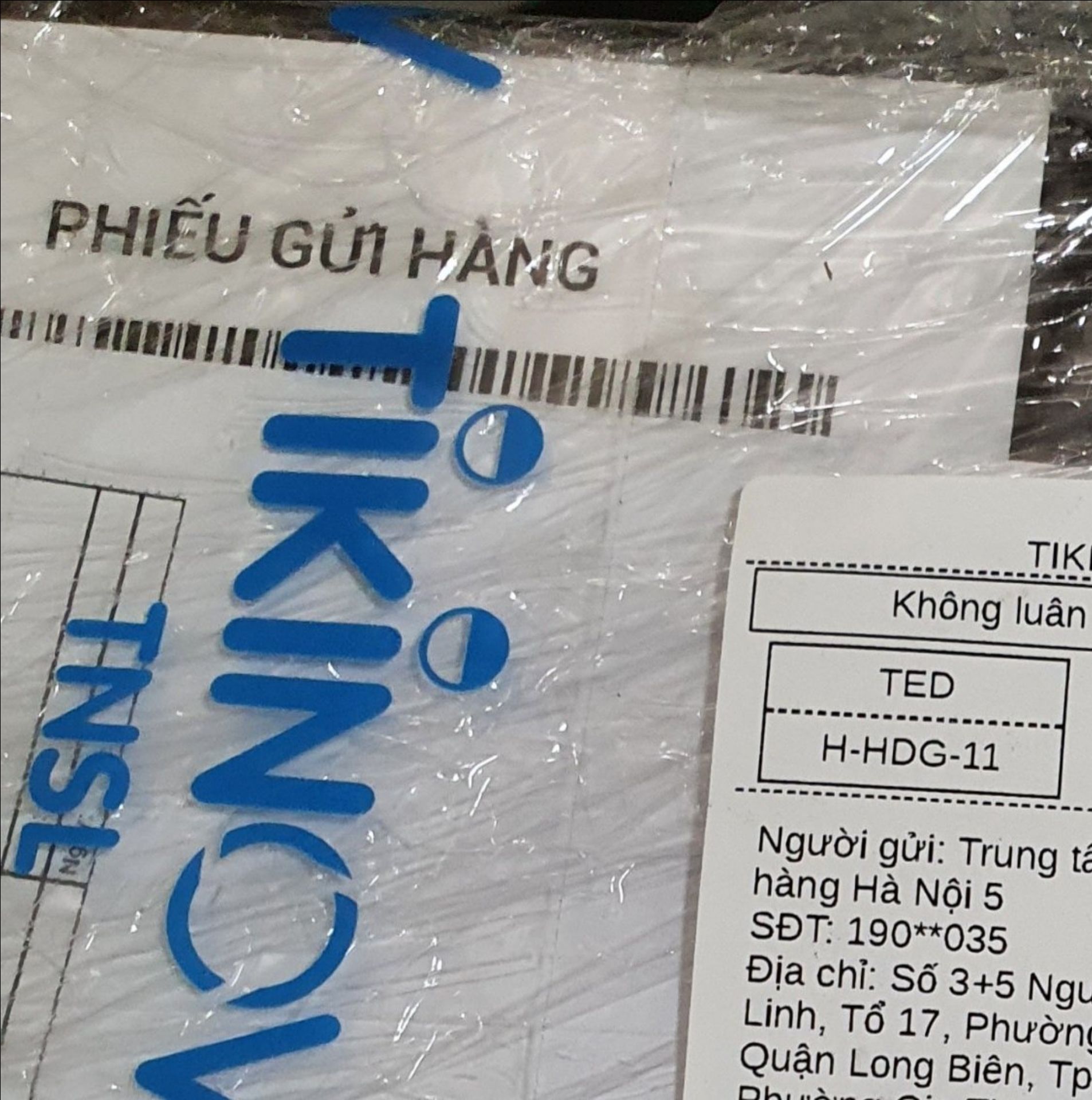Sản phẩm đẹp đúng như ảnh, nhân viên tư vấn nhiệt tình, sẽ ủng hộ shop dài dài :) Sản phẩm đẹp đúng như ảnh, nhân viên tư vấn nhiệt tình, sẽ ủng hộ shop dài dài :)