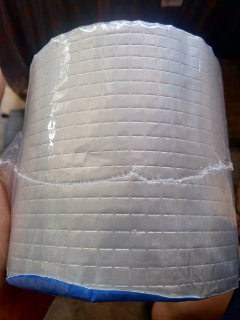 Shop đóng gói cẩn thận, hàng giống hình, cầm khá nặng chưa dùng thử nên chưa biết được