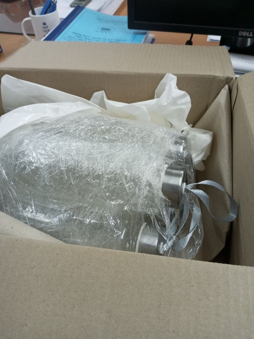 Đóng gói cẩn thận, đẹp. Hàng giao nhanh, đúng lịch.