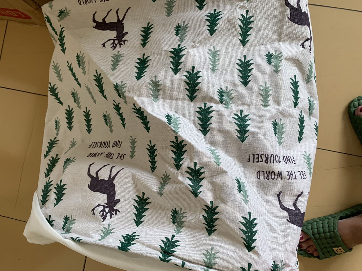 Mô tả loại này giao loại khác, giao sản phẩm loại rẻ tiền trong khi mua loại đắt tiền,, nhờ tiki hỗ trợ đổi lại sản phẩm khổng được hỗ trợ, shop làm ăn *** như vậy có sống đời được không, mong cho shop sạc nghiệp