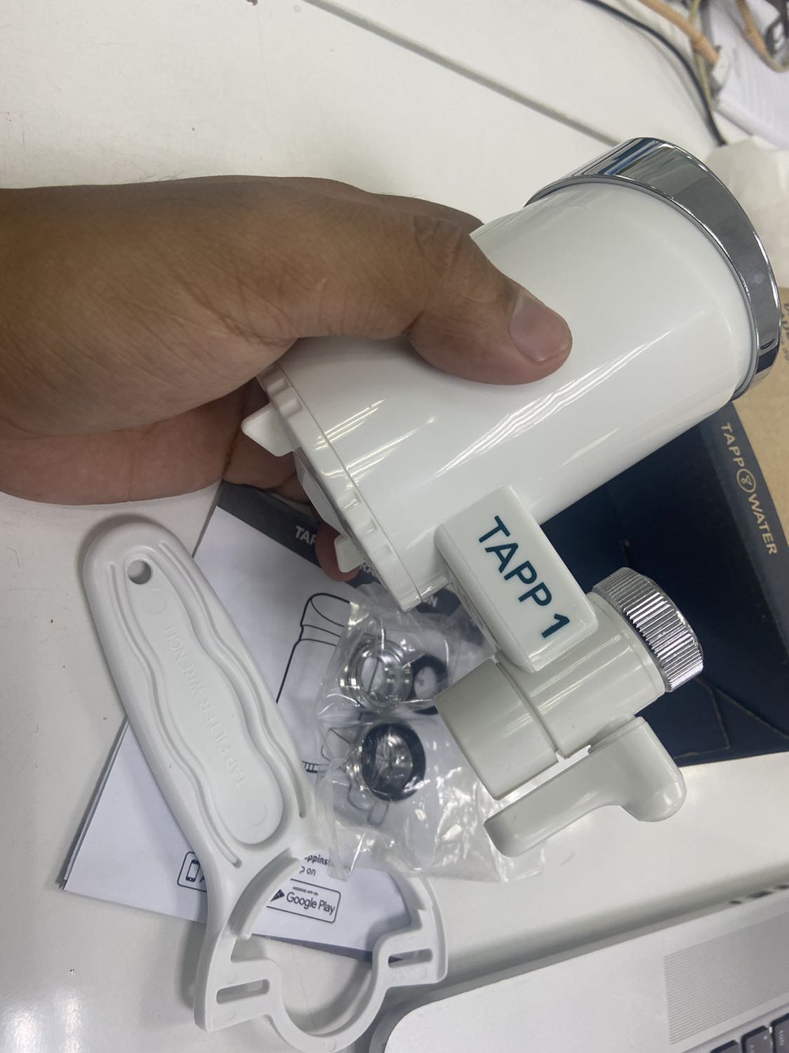 Sản phẩm xịn xò. Có thể uống nước tại vòi là cứu tinh cho đứa lười như mình.