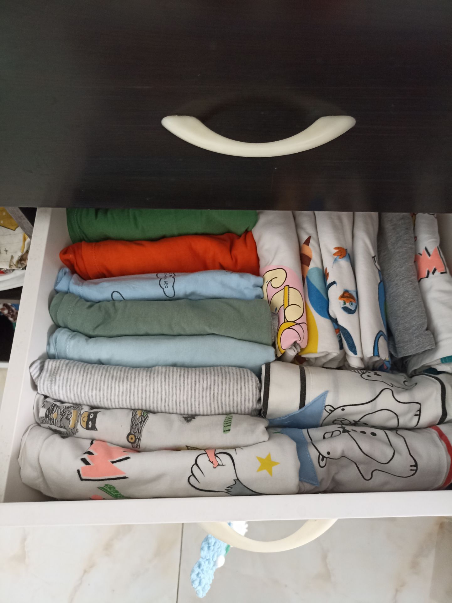 sách đẹp nên mua