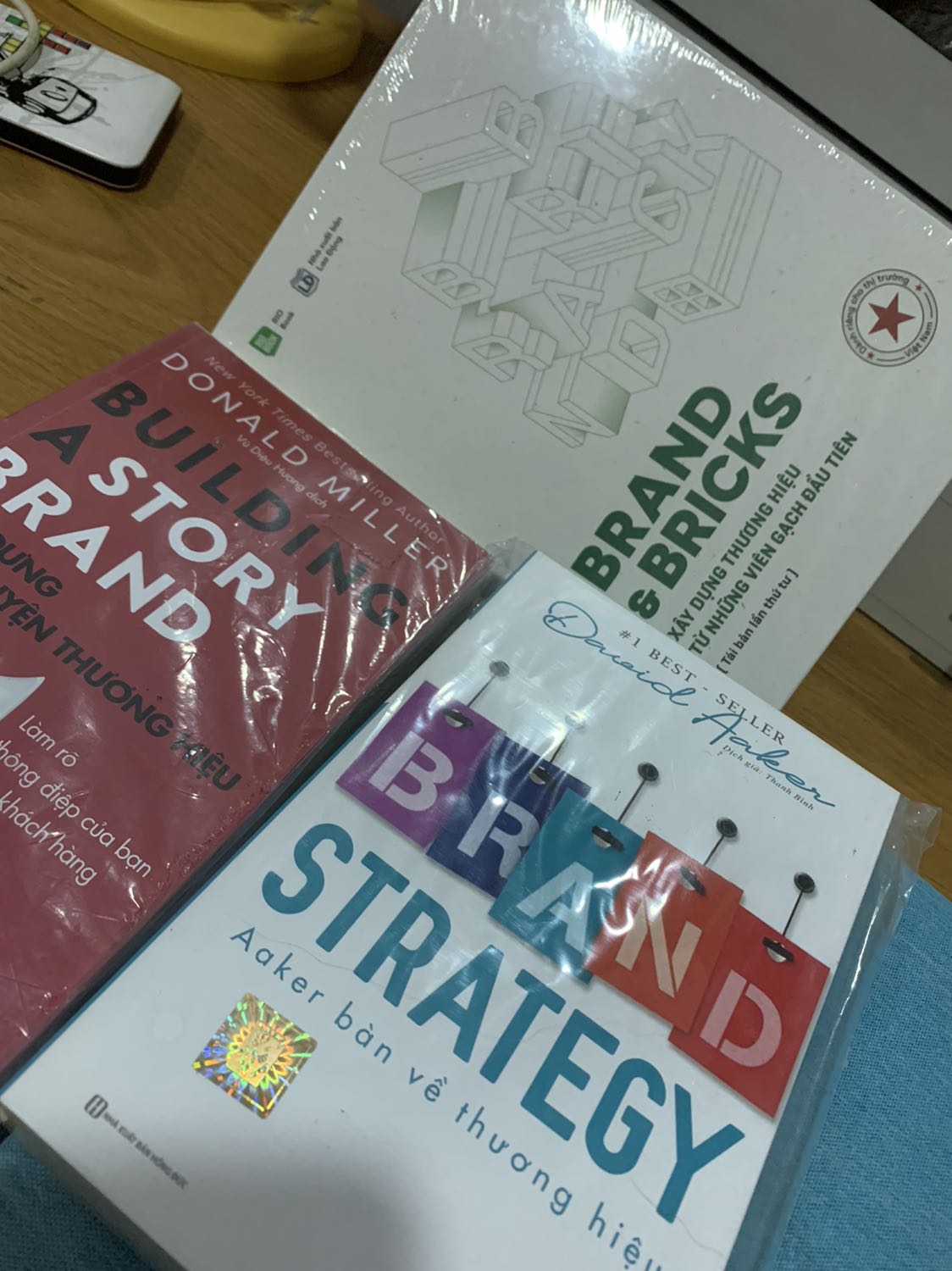 Chưa đọc chưa biết nữa nhưng kiến thức nào cũng tốt thôi hehehee. Tiki ship nhanh hơn một cơn gió, đóng gói sách chưa lần này bị quăn góc hay rách bao cử